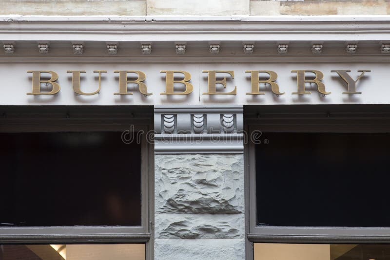 Burberry Her, Eau de Parfum, 50ml 1.6 fl oz